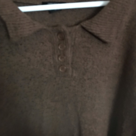 Casual - Picture 6 of 7